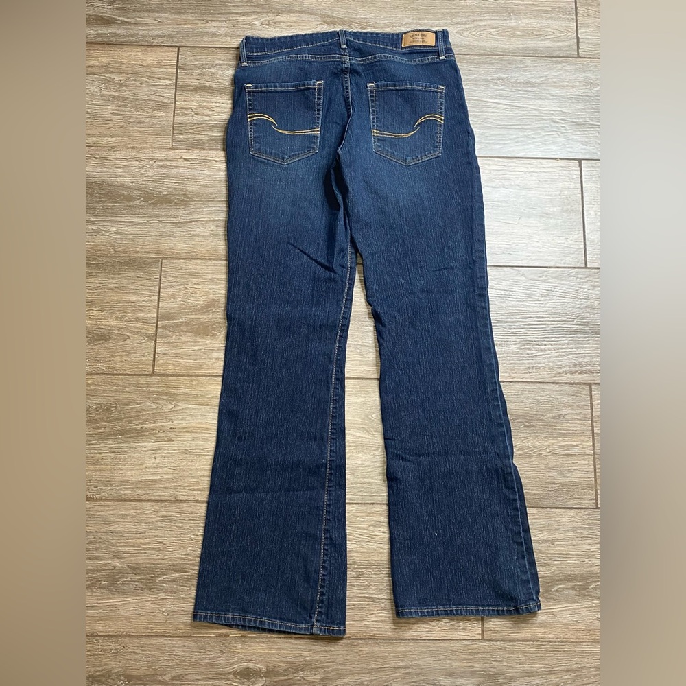 Signature By Levi’s 10M Modern Boot Cut Jeans - Picture 4 of 8